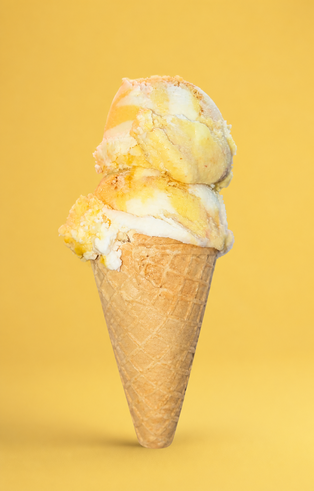 Cono de helado Mango con queso ricotta